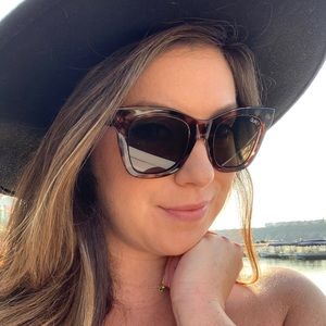 Meet your Posher, Ariana